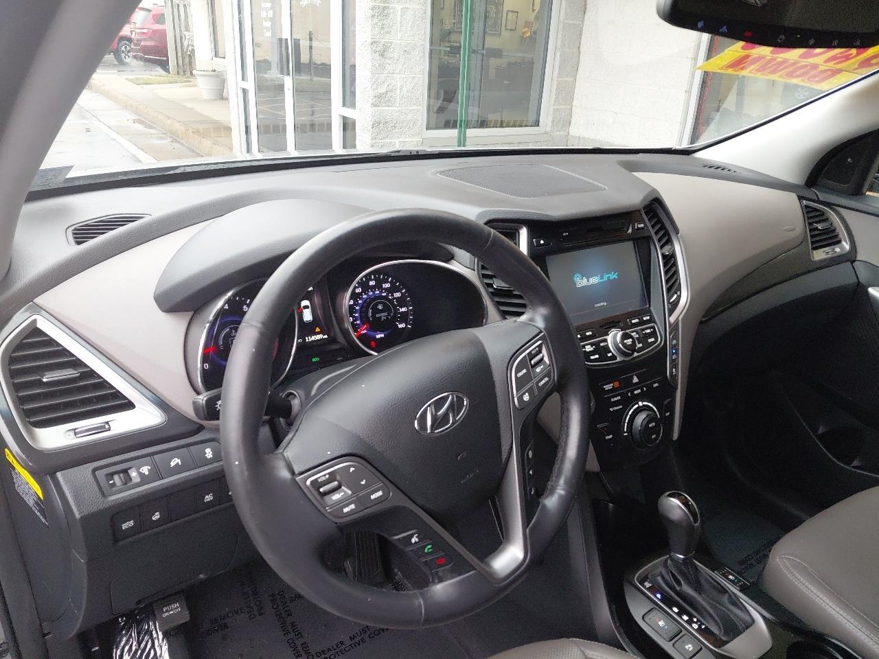 Hyundai Santa Fe FWD 4dr Limited 2016