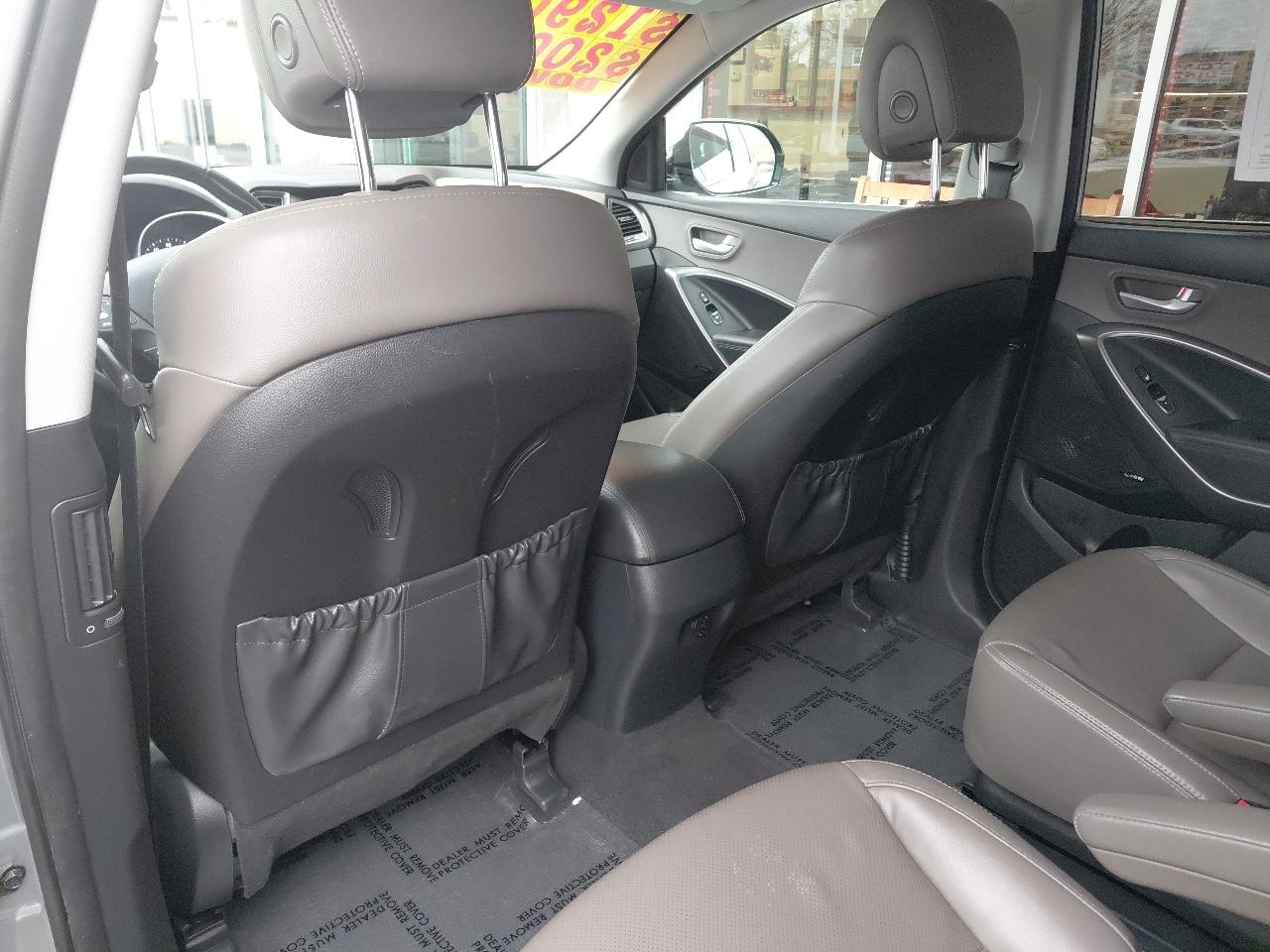 Hyundai Santa Fe FWD 4dr Limited 2016