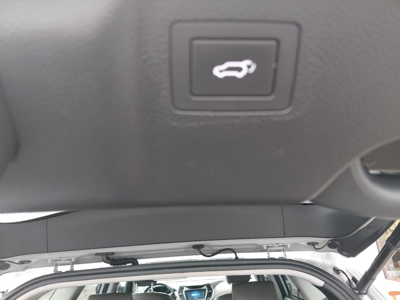 Hyundai Santa Fe FWD 4dr Limited 2016