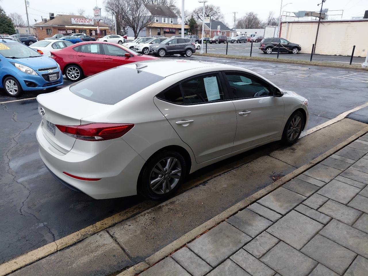 Hyundai Elantra Value Edition 2.0L Auto (Alabama) 2018