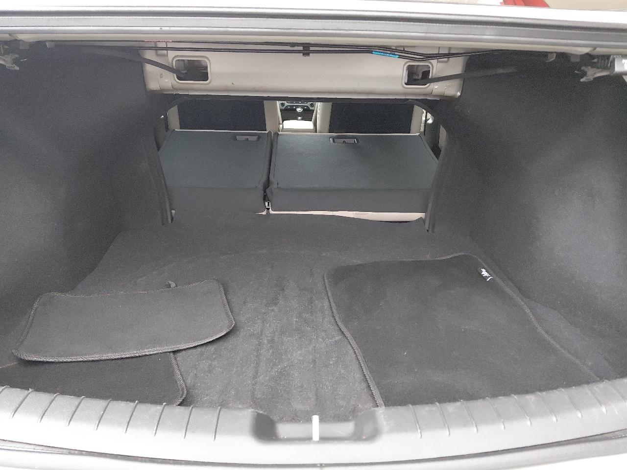 Hyundai Elantra Value Edition 2.0L Auto (Alabama) 2018