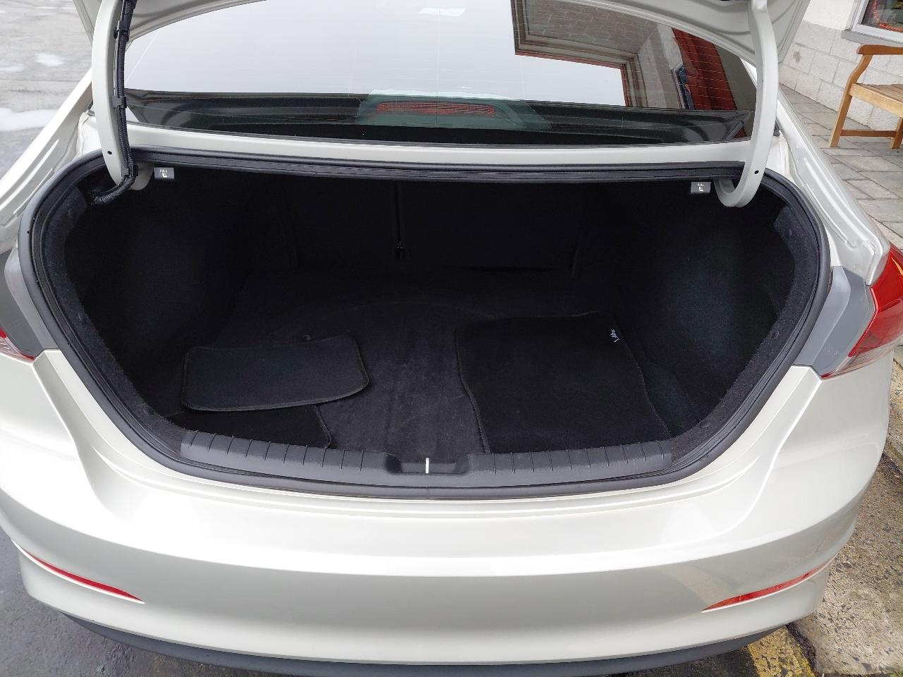 Hyundai Elantra Value Edition 2.0L Auto (Alabama) 2018