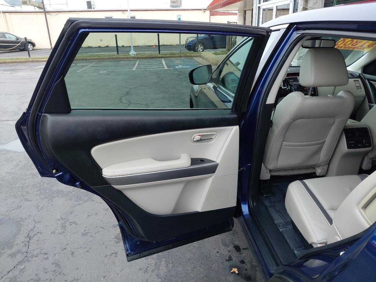 Mazda CX-9 AWD 4dr Grand Touring 2010