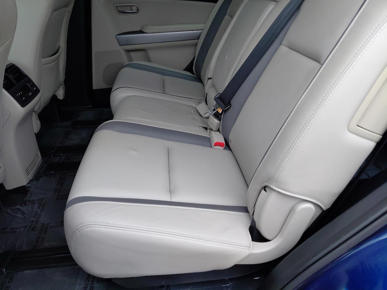 Mazda CX-9 AWD 4dr Grand Touring 2010