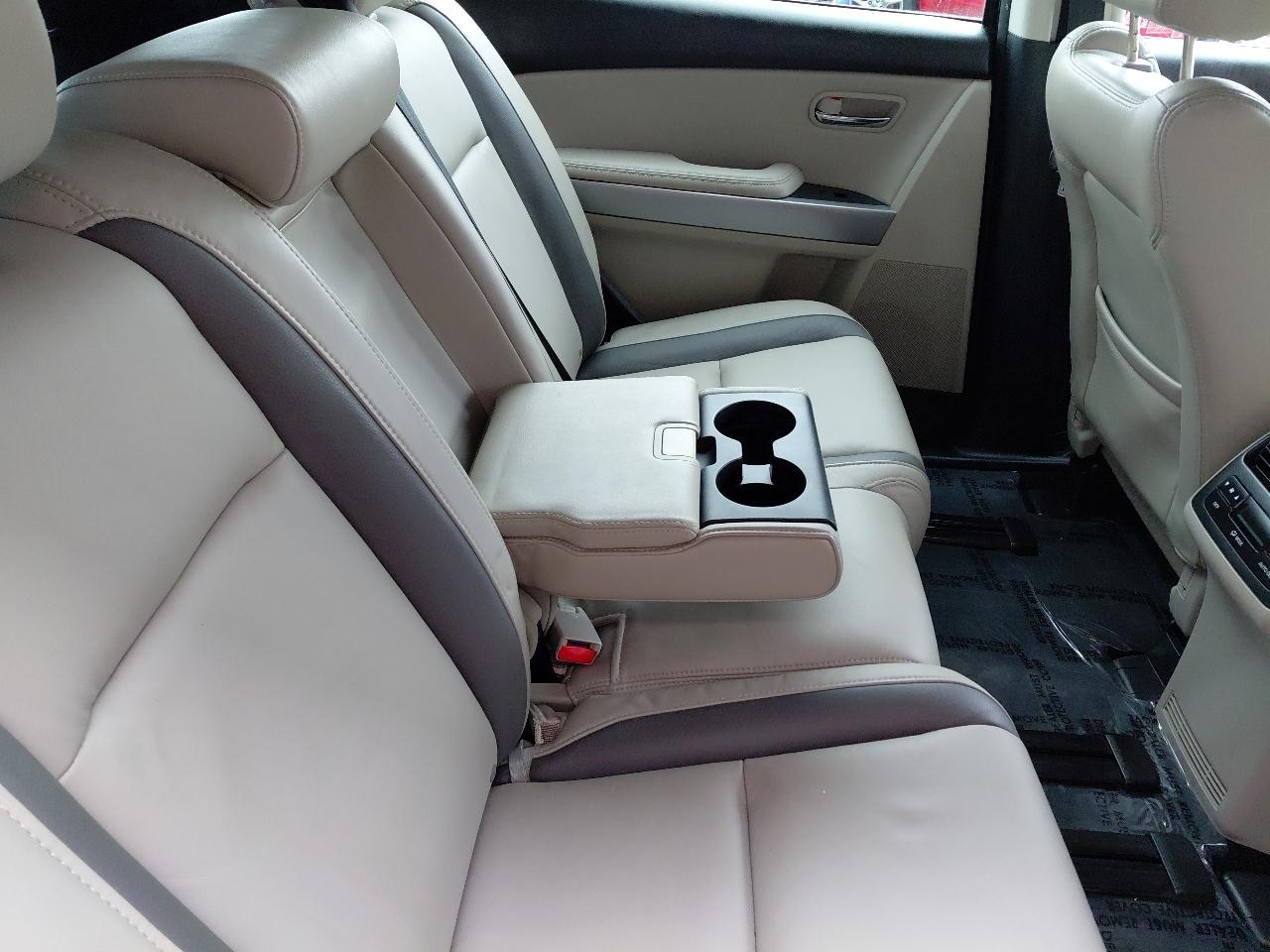 Mazda CX-9 AWD 4dr Grand Touring 2010