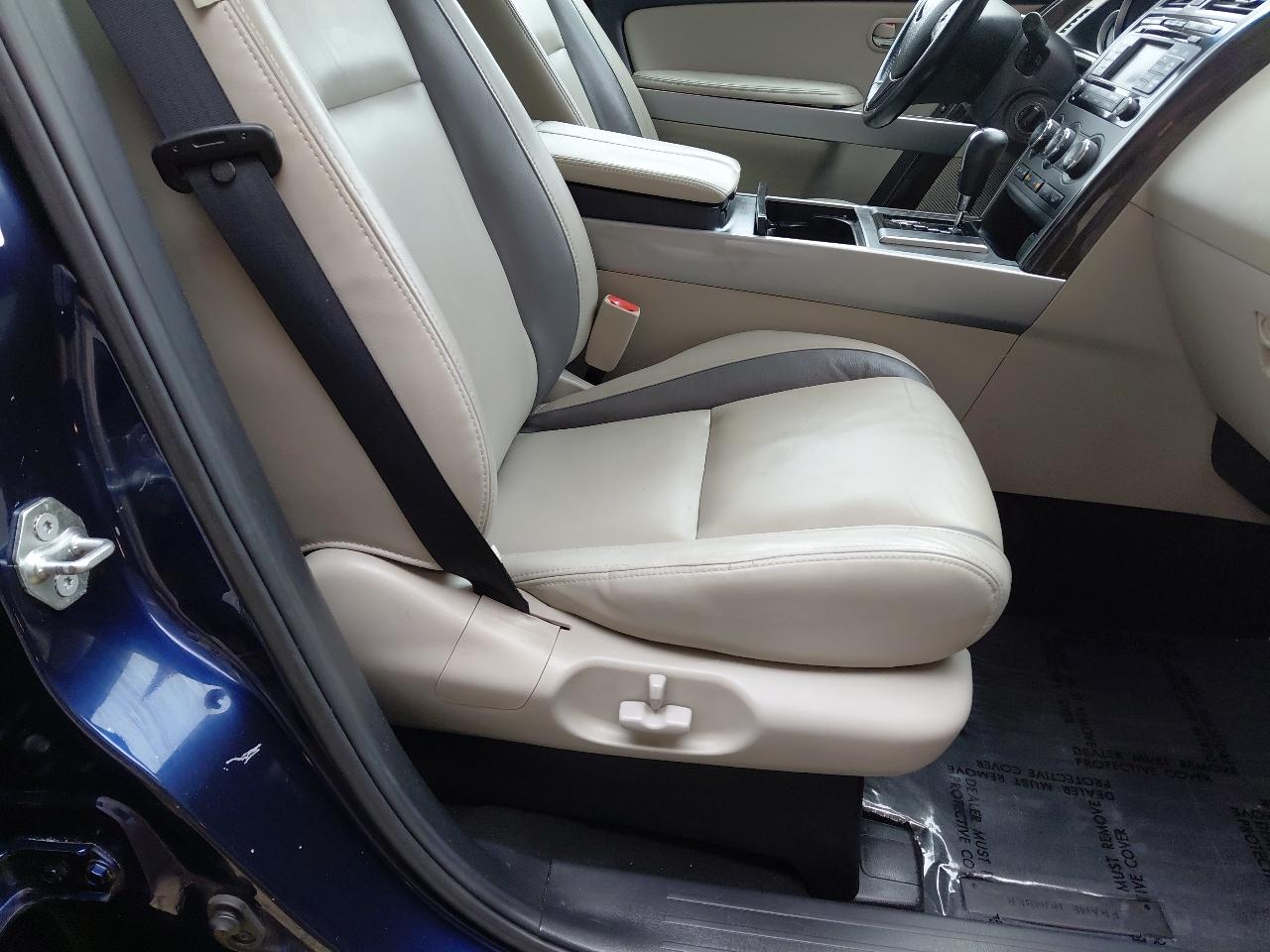 Mazda CX-9 AWD 4dr Grand Touring 2010