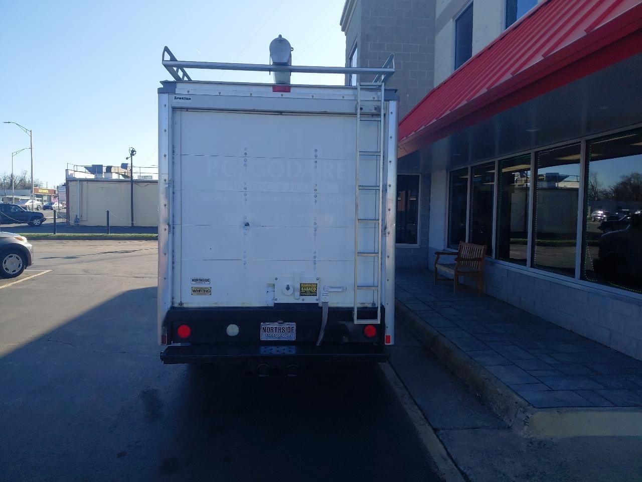 Chevrolet Express Commercial Cutaway 3500 Van 139" 2014