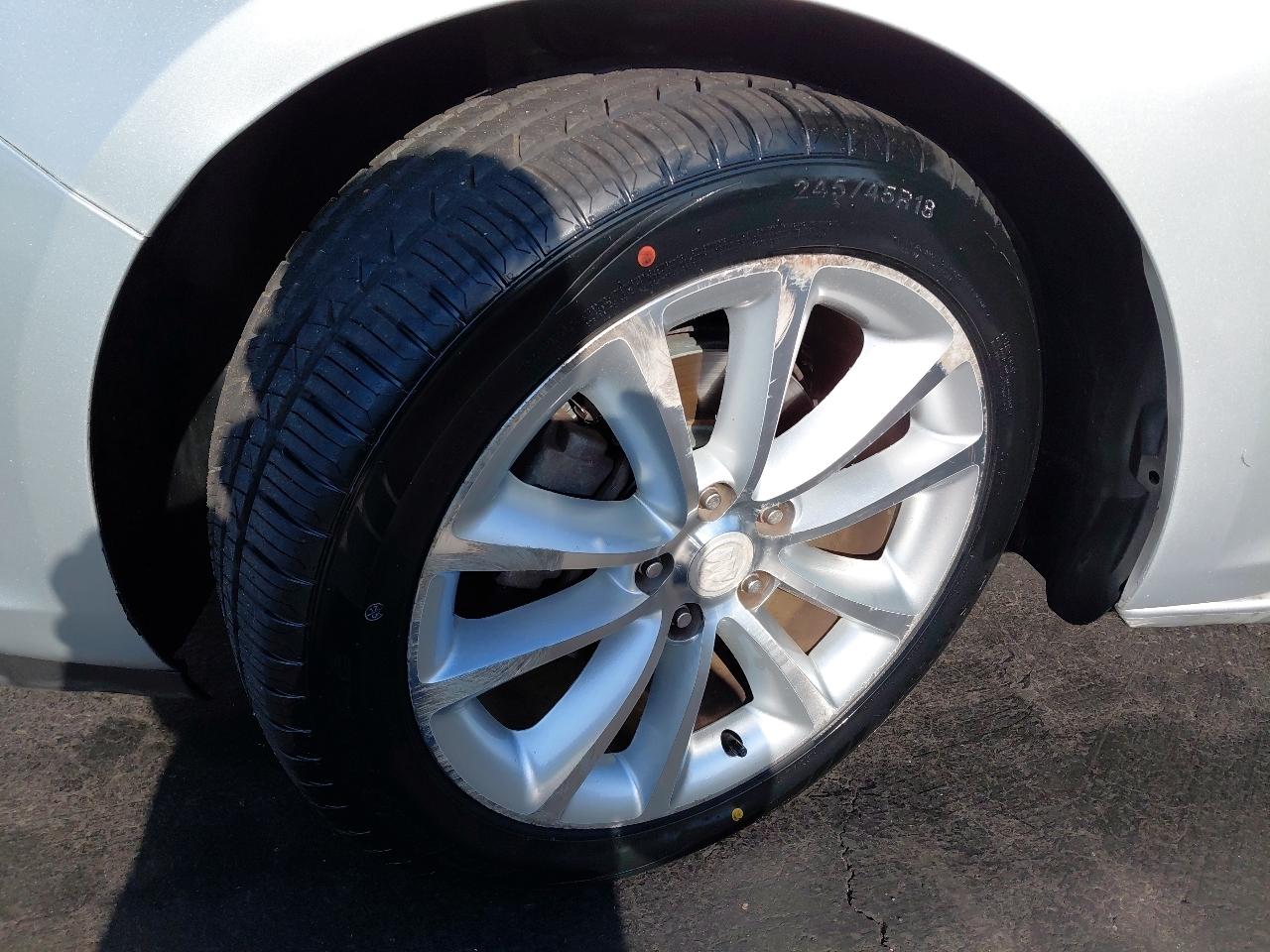 Buick Verano 4dr Sdn Leather Group 2014