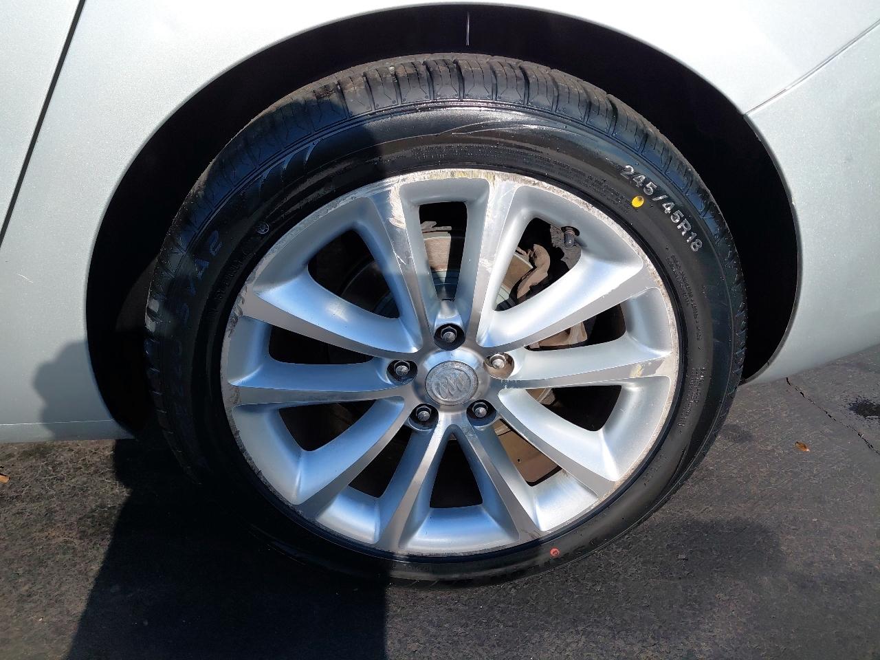 Buick Verano 4dr Sdn Leather Group 2014