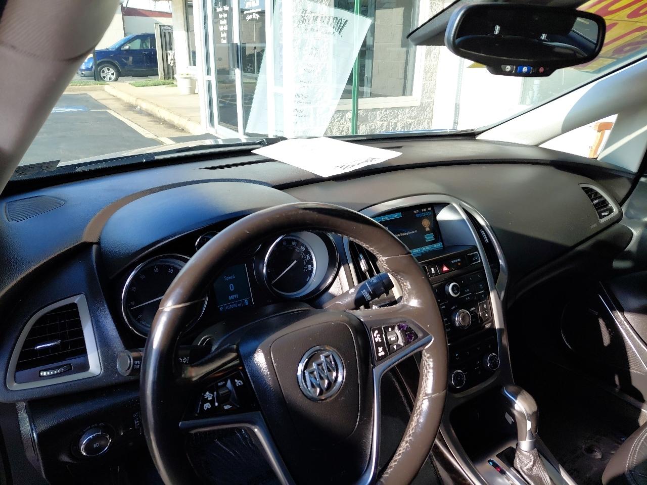 Buick Verano 4dr Sdn Leather Group 2014