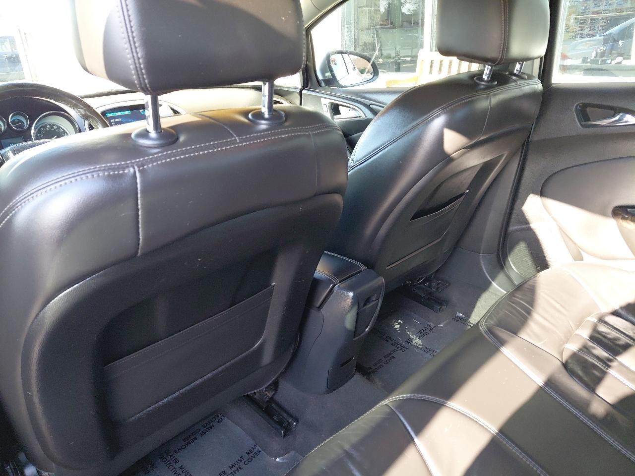 Buick Verano 4dr Sdn Leather Group 2014