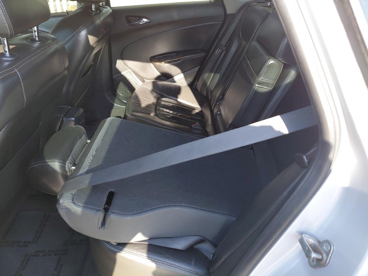 Buick Verano 4dr Sdn Leather Group 2014