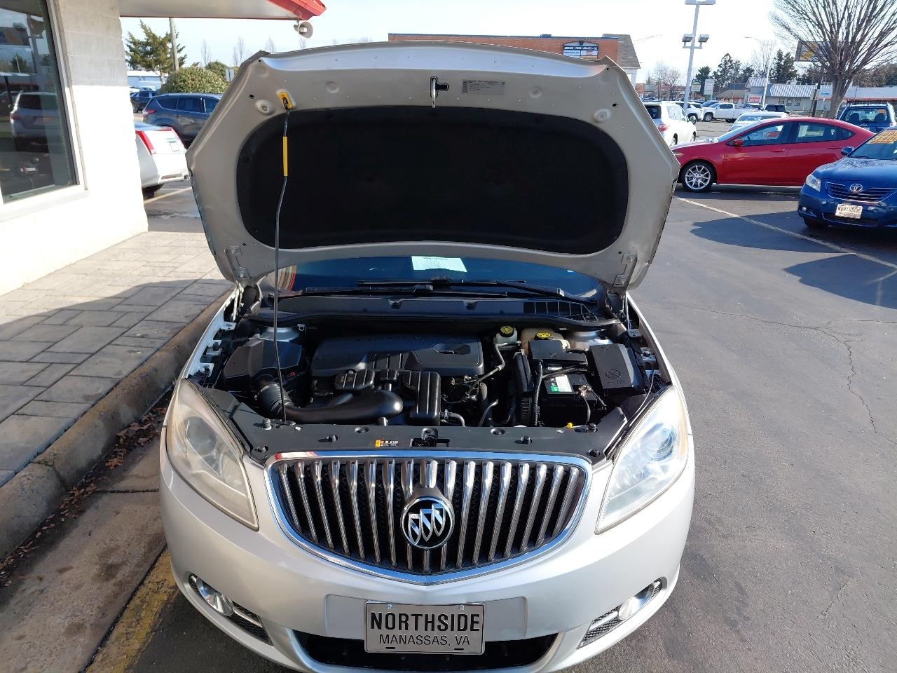 Buick Verano 4dr Sdn Leather Group 2014