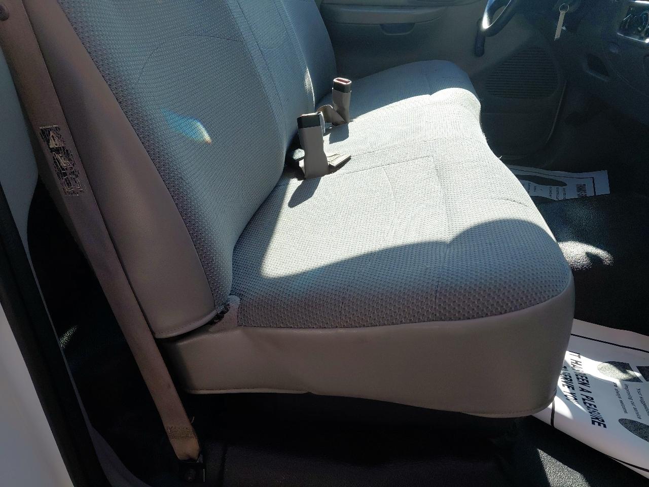 Ford F-150 Reg Cab 120" Lariat 1999