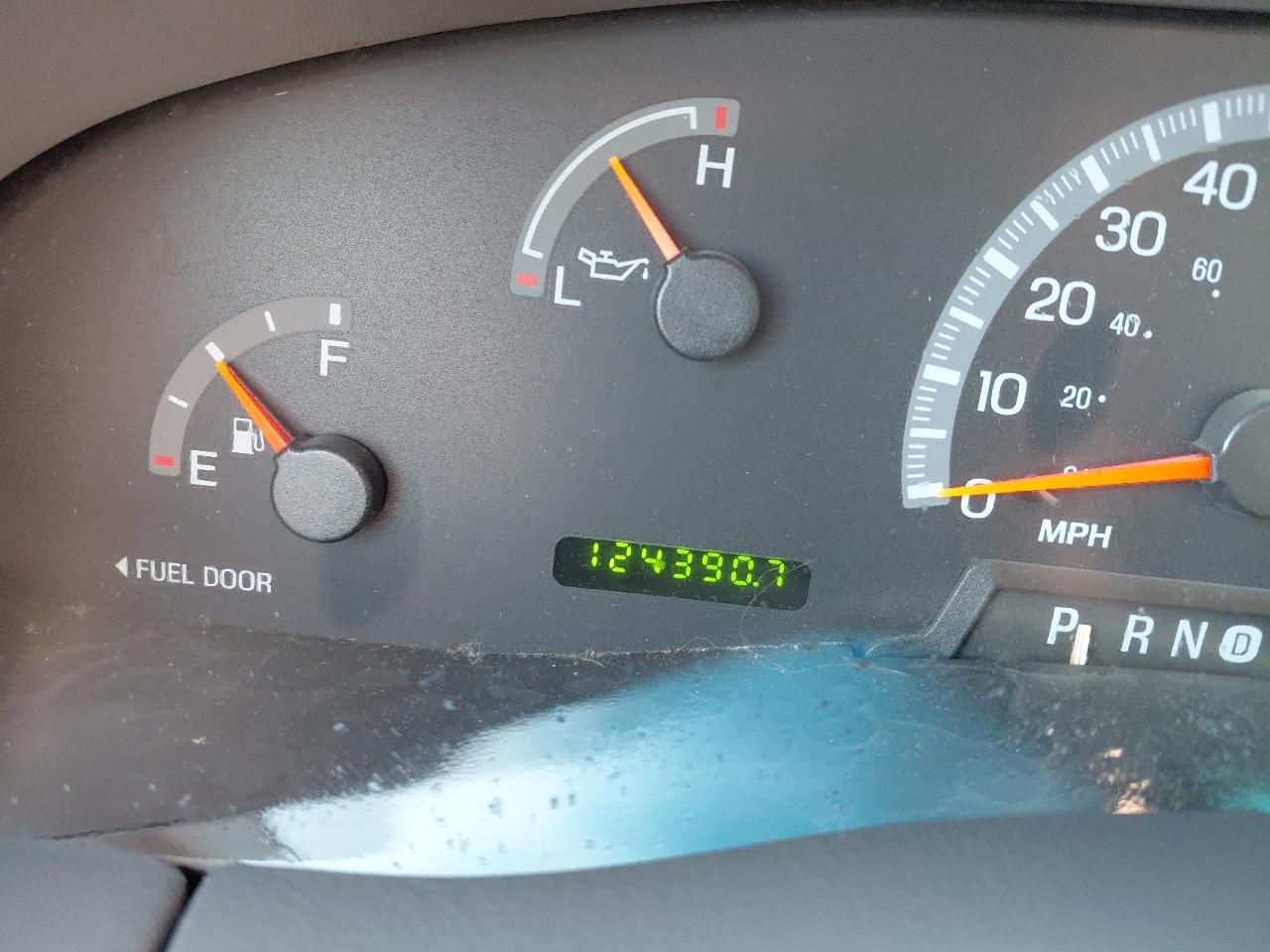 Ford F-150 Reg Cab 120" Lariat 1999