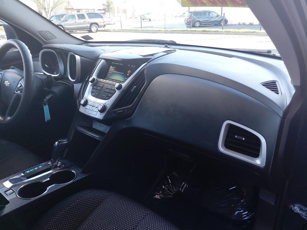 Chevrolet Equinox FWD 4dr LS 2017