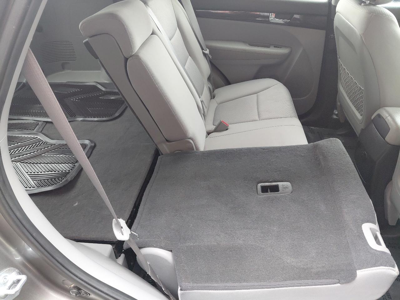 Kia Sorento AWD 4dr I4-GDI LX 2012