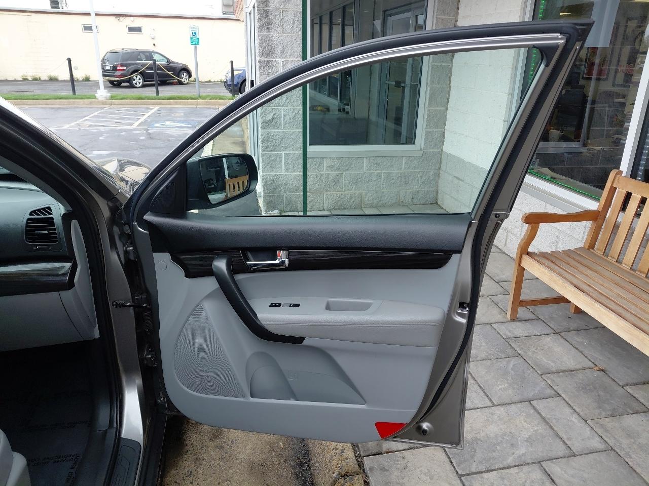 Kia Sorento AWD 4dr I4-GDI LX 2012