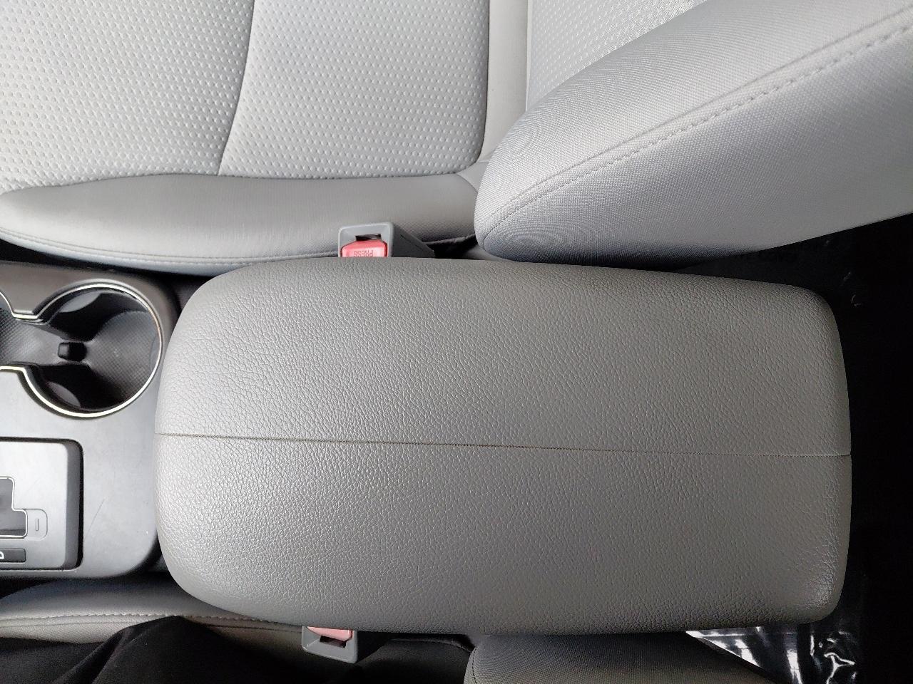 Kia Sorento AWD 4dr I4-GDI LX 2012