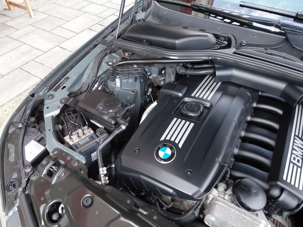 BMW 5 Series 4dr Sdn 528i RWD 2008