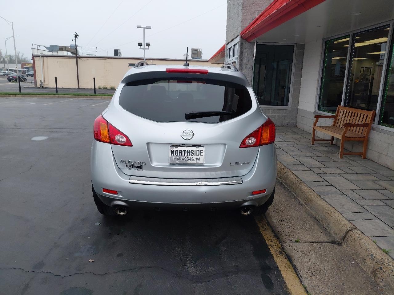 Nissan Murano AWD 4dr LE 2010