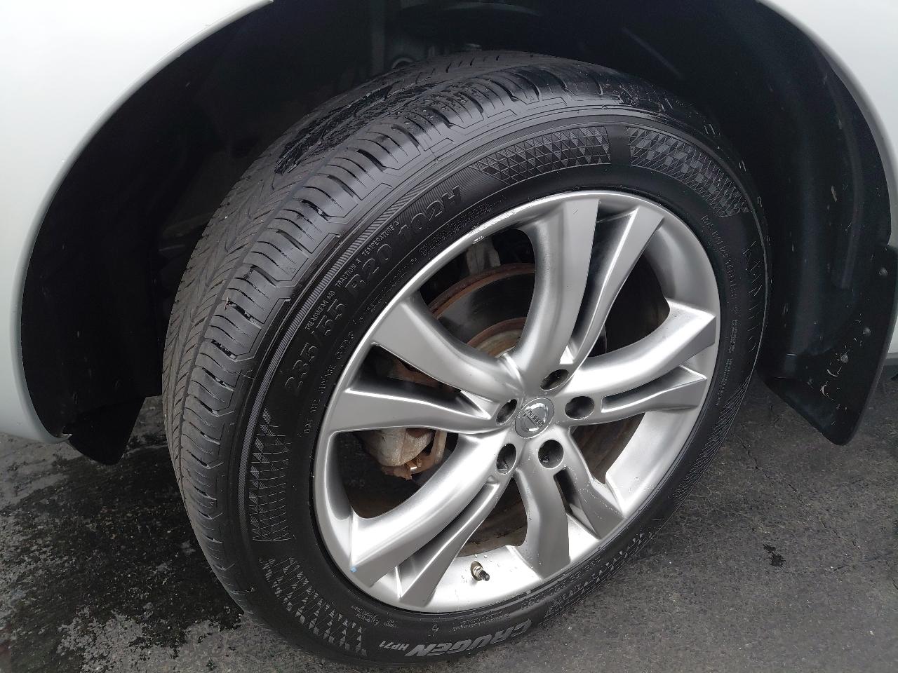 Nissan Murano AWD 4dr LE 2010