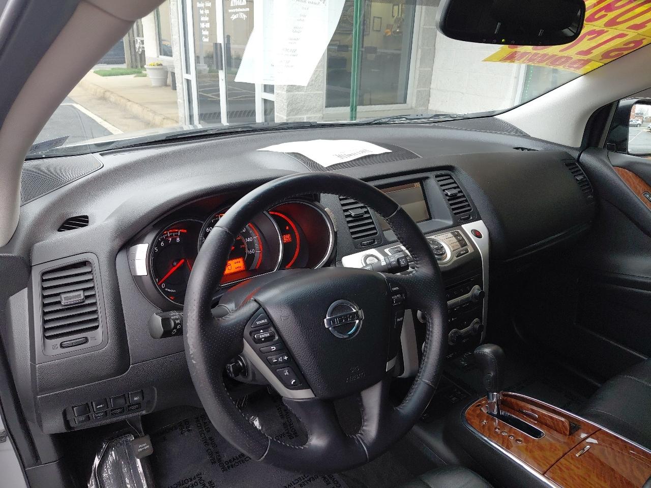 Nissan Murano AWD 4dr LE 2010