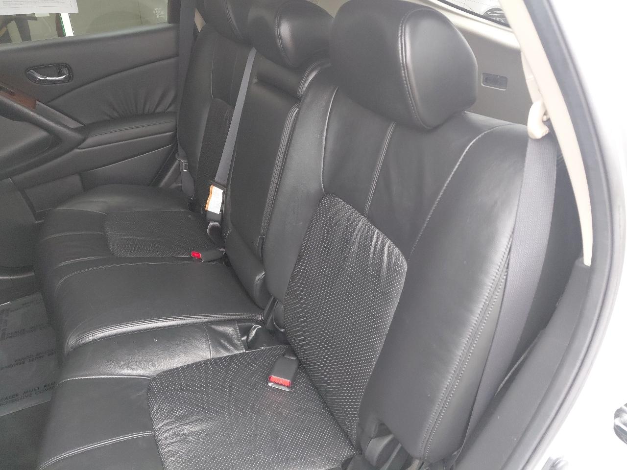 Nissan Murano AWD 4dr LE 2010