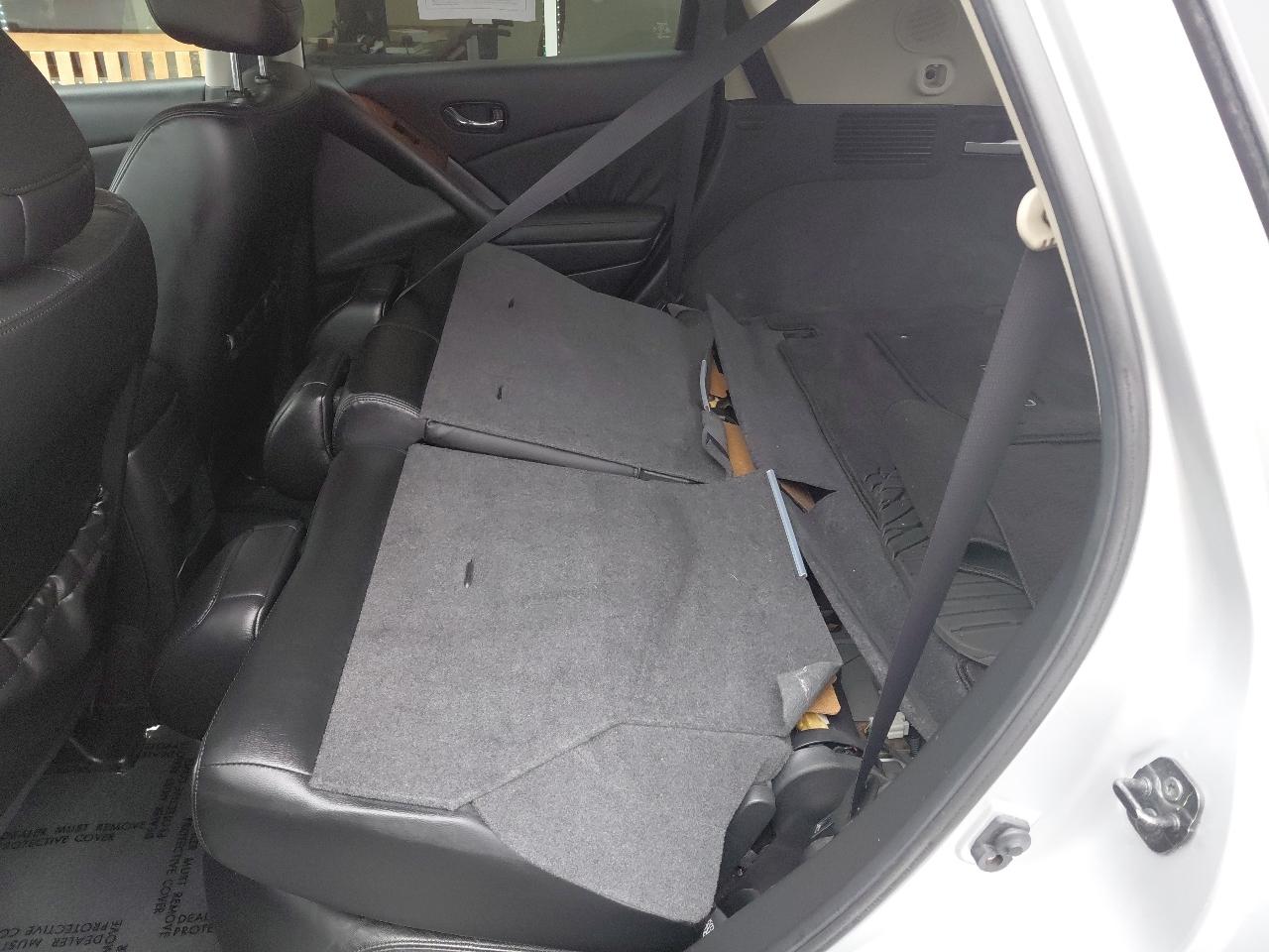 Nissan Murano AWD 4dr LE 2010