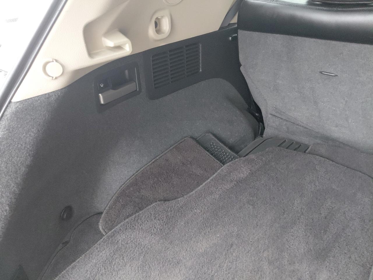 Nissan Murano AWD 4dr LE 2010