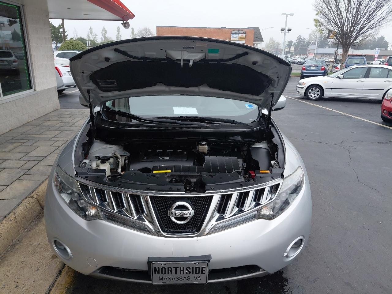 Nissan Murano AWD 4dr LE 2010