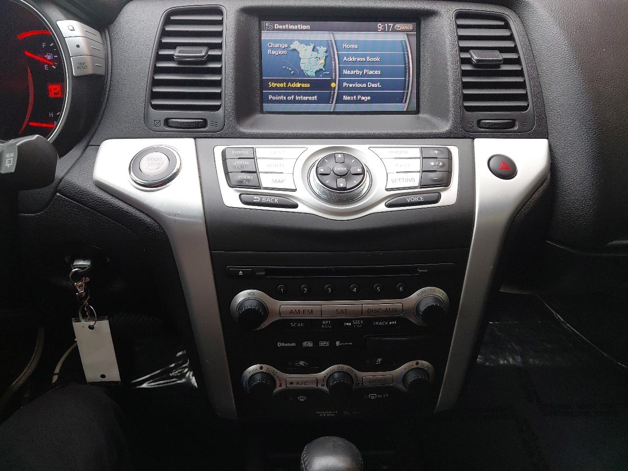 Nissan Murano AWD 4dr LE 2010