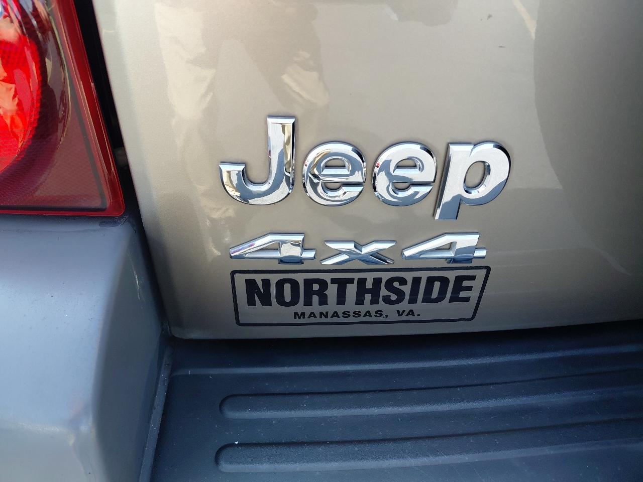 Jeep Liberty 4dr Sport 4WD 2005