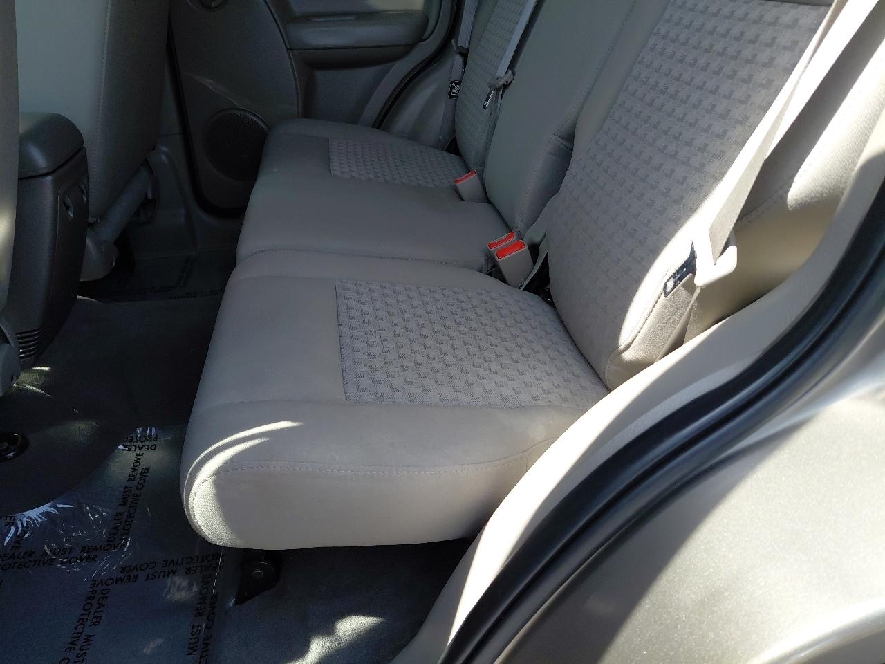 Jeep Liberty 4dr Sport 4WD 2005