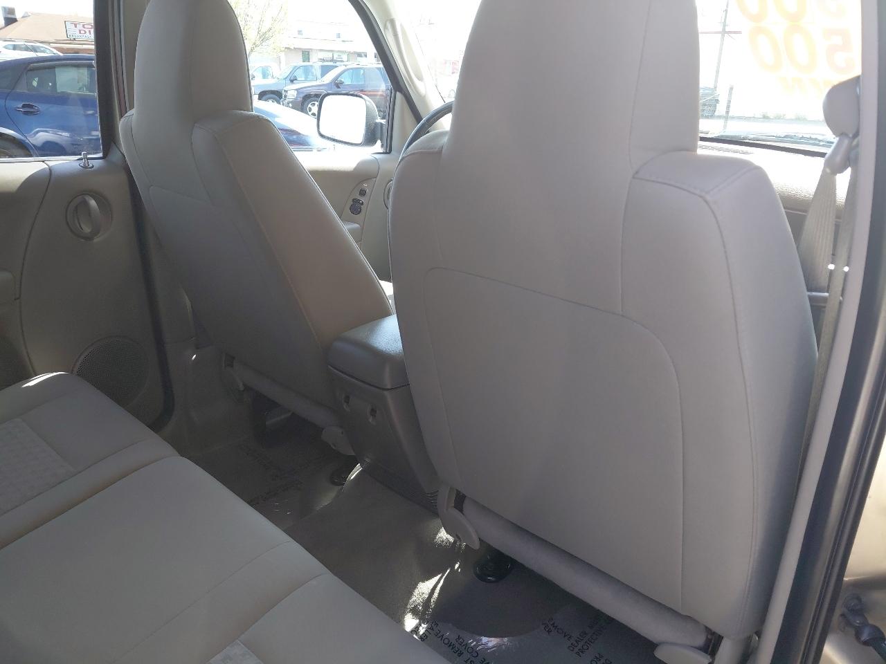 Jeep Liberty 4dr Sport 4WD 2005