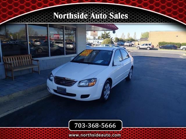 White 2009 Kia Spectra LX Sedan Front-Wheel Drive Automatic