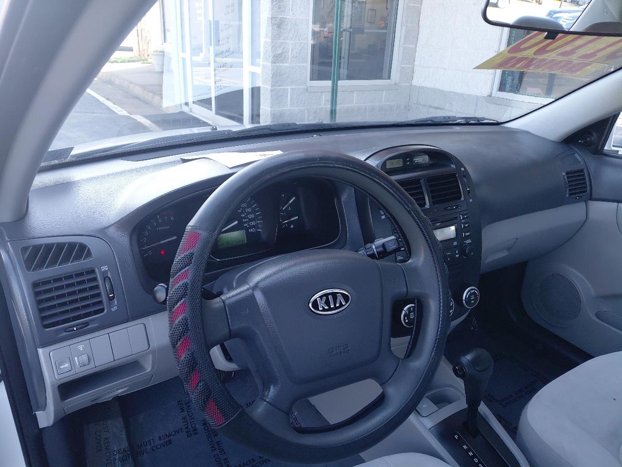 Kia Spectra 4dr Sdn Auto LX 2009