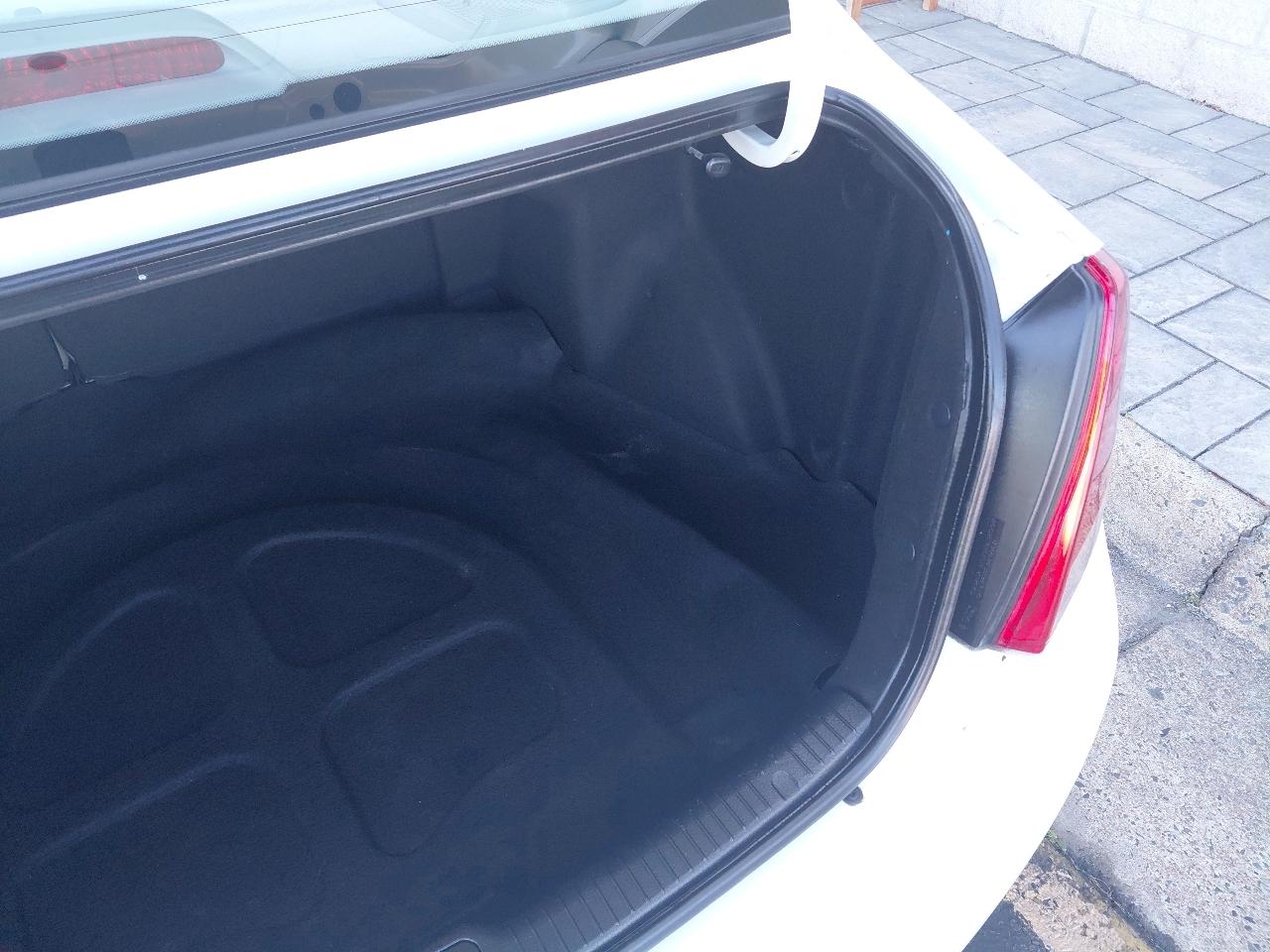 Kia Spectra 4dr Sdn Auto LX 2009