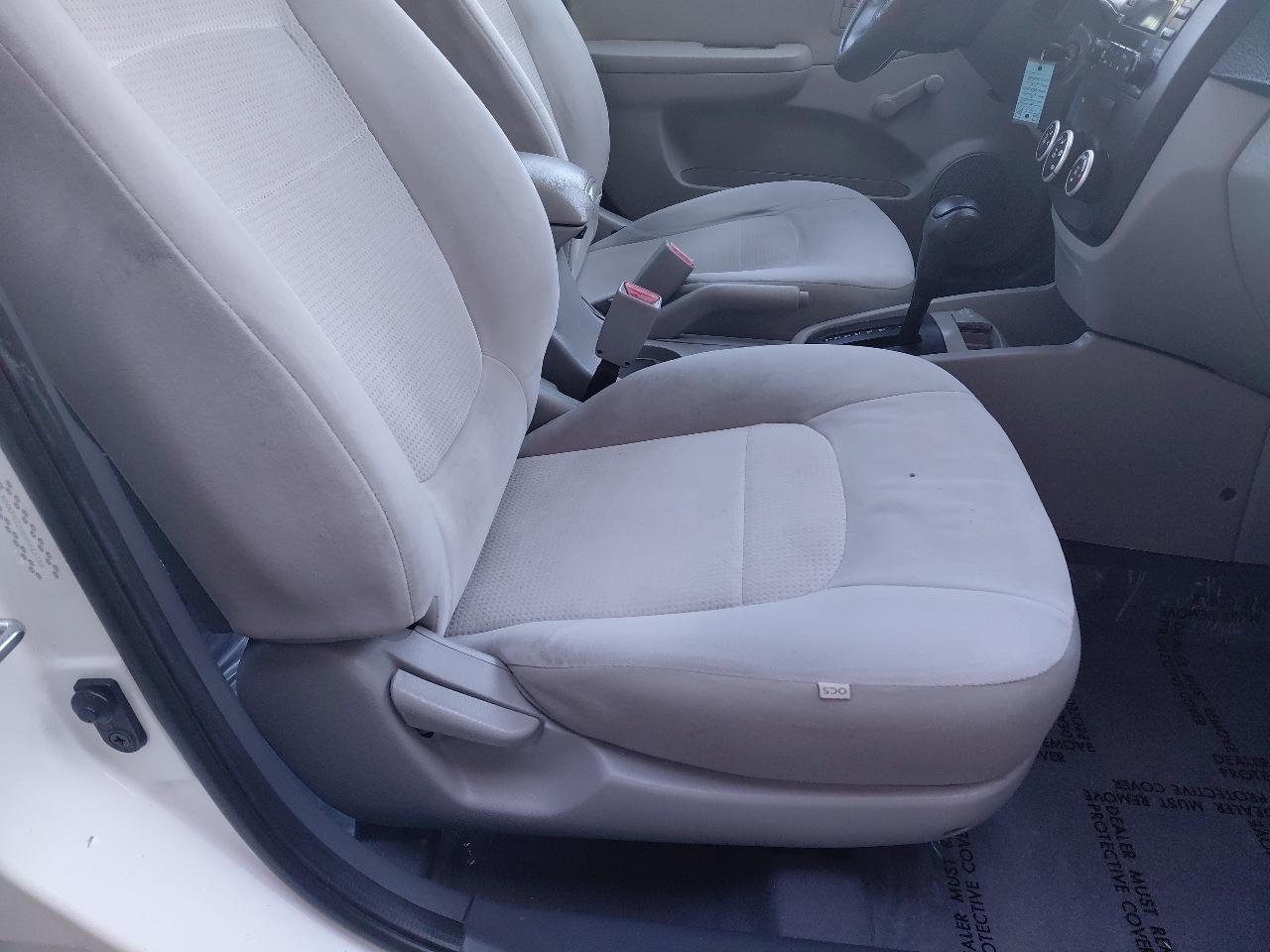 Kia Spectra 4dr Sdn Auto LX 2009