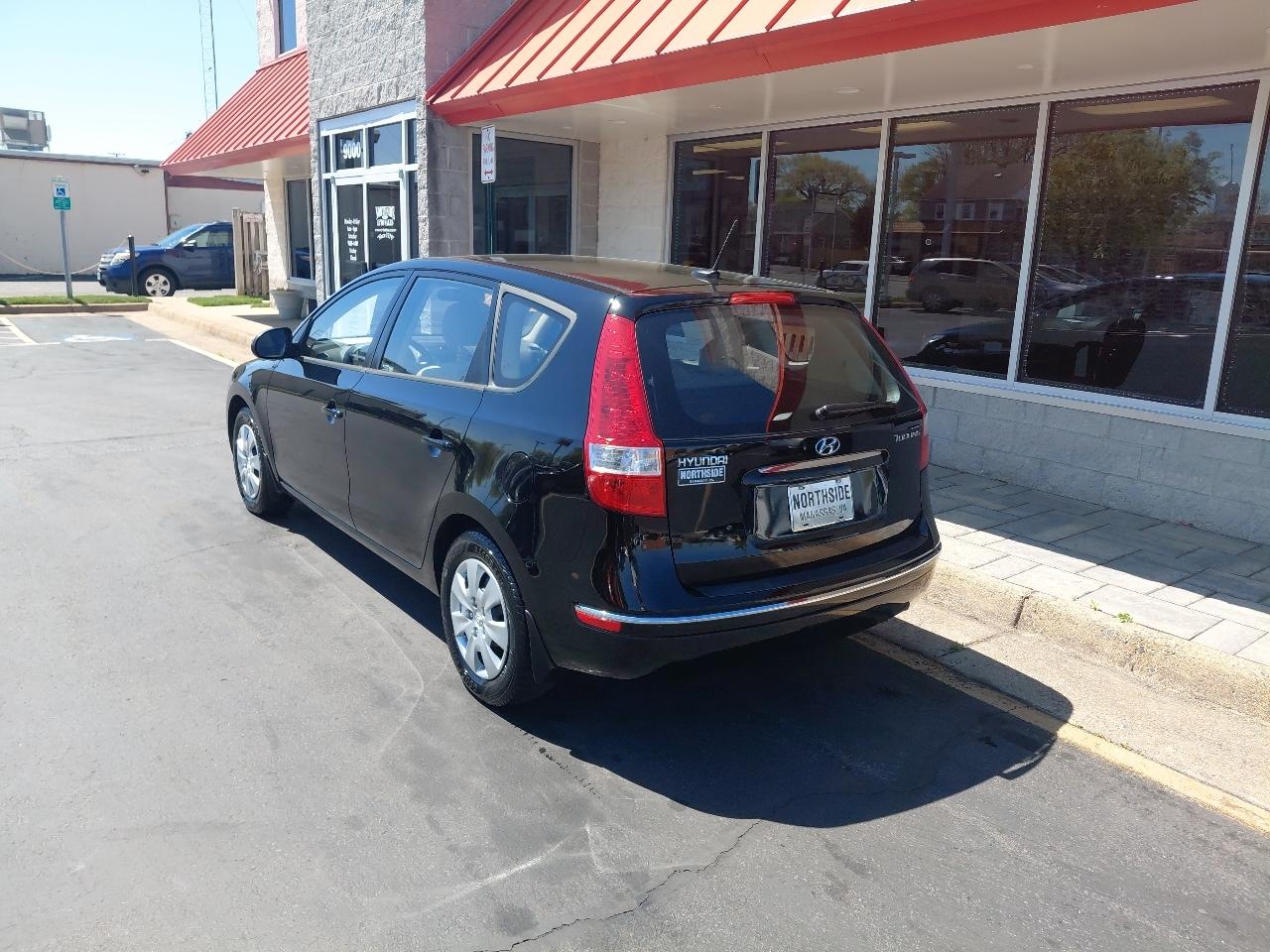 Hyundai Elantra Touring 4dr Wgn Auto GLS 2012