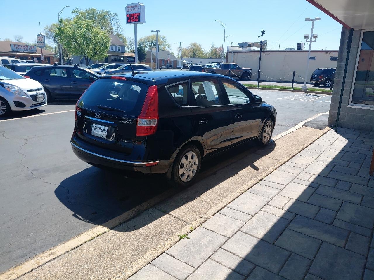 Hyundai Elantra Touring 4dr Wgn Auto GLS 2012