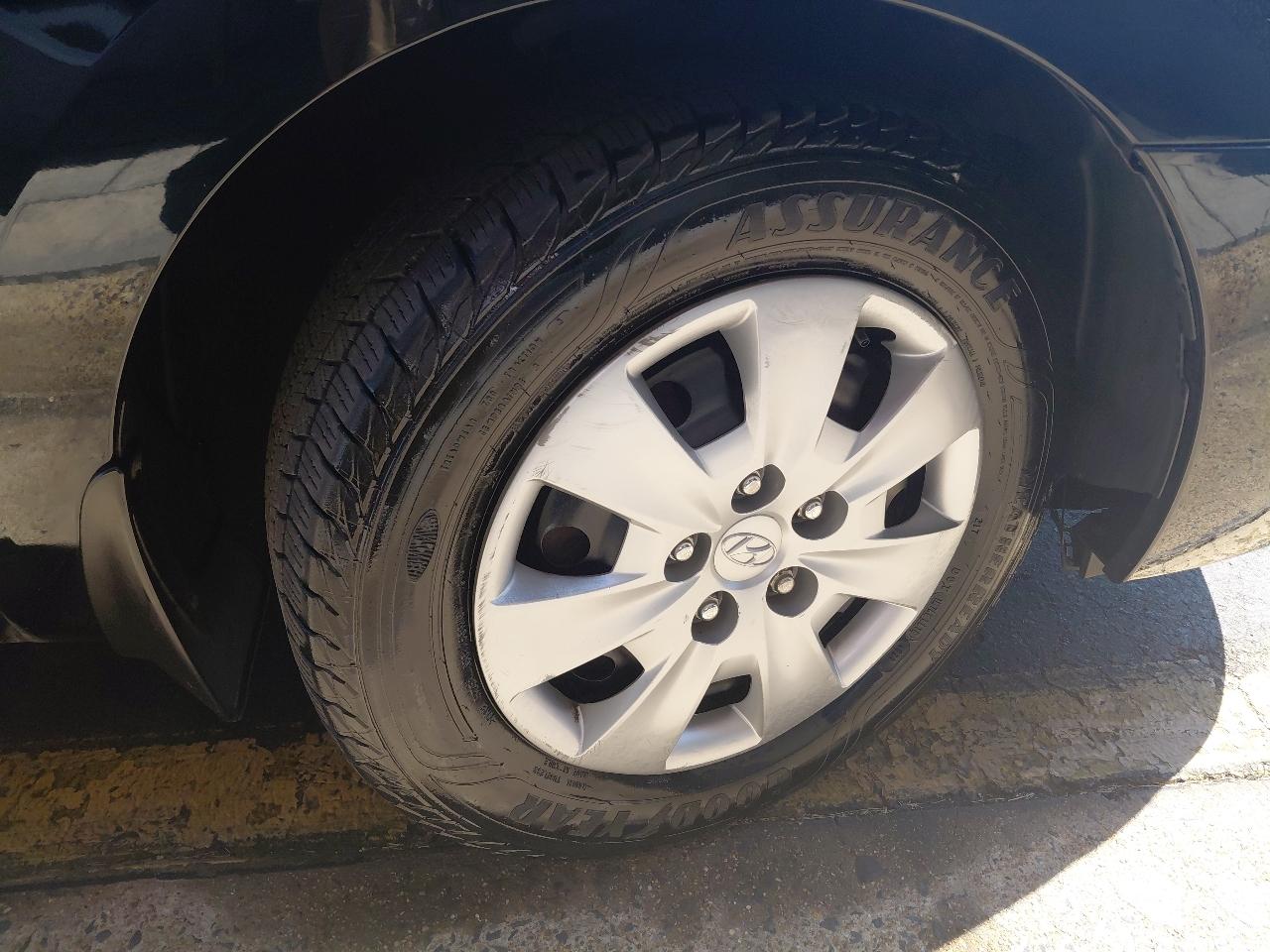 Hyundai Elantra Touring 4dr Wgn Auto GLS 2012