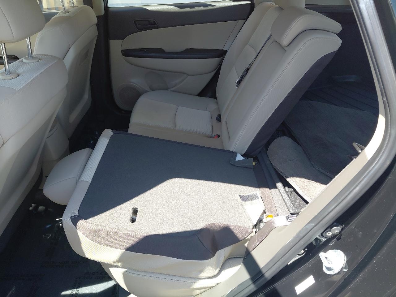 Hyundai Elantra Touring 4dr Wgn Auto GLS 2012