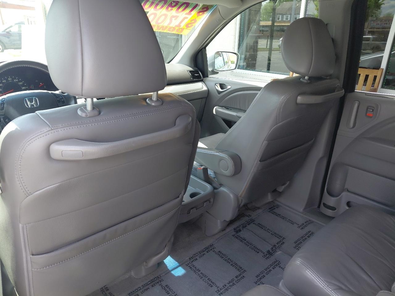 Honda Odyssey 5dr EX-L w/RES 2010