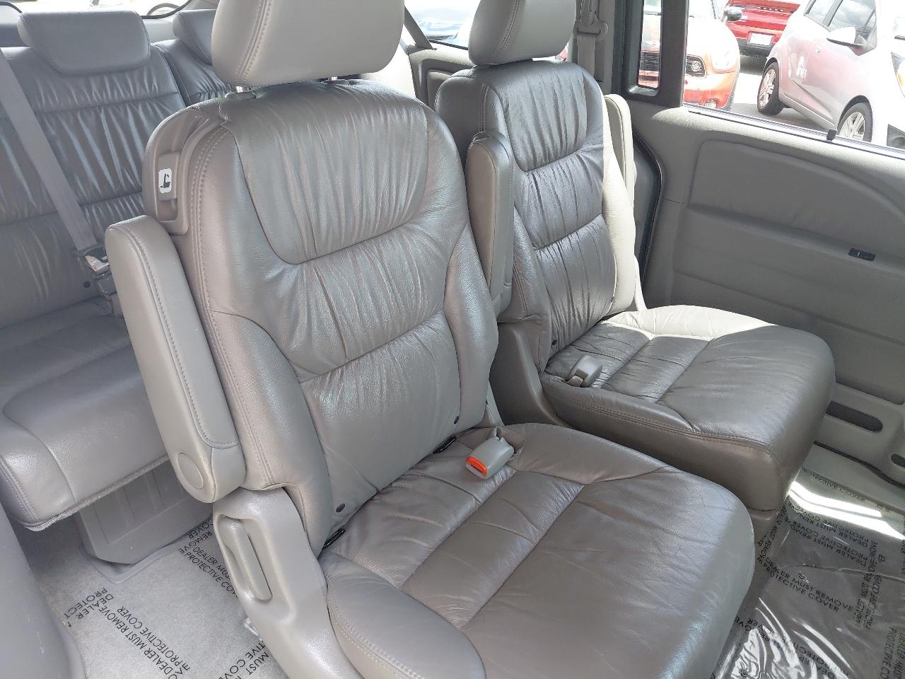 Honda Odyssey 5dr EX-L w/RES 2010