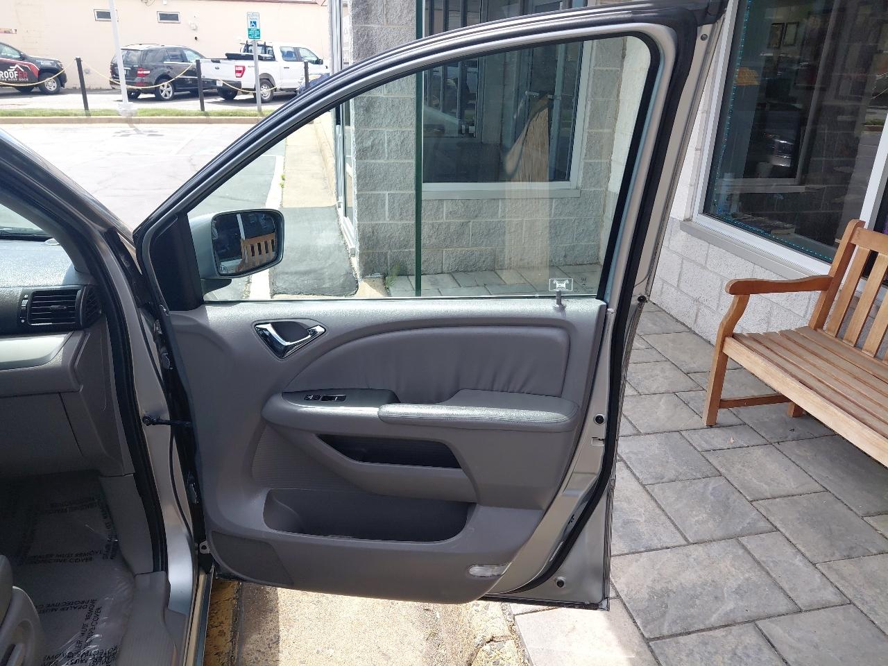 Honda Odyssey 5dr EX-L w/RES 2010