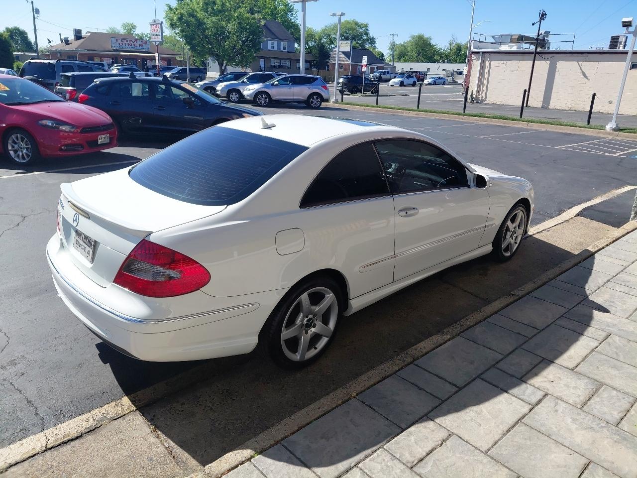 Mercedes-Benz CLK-Class 2dr Coupe 5.5L 2007