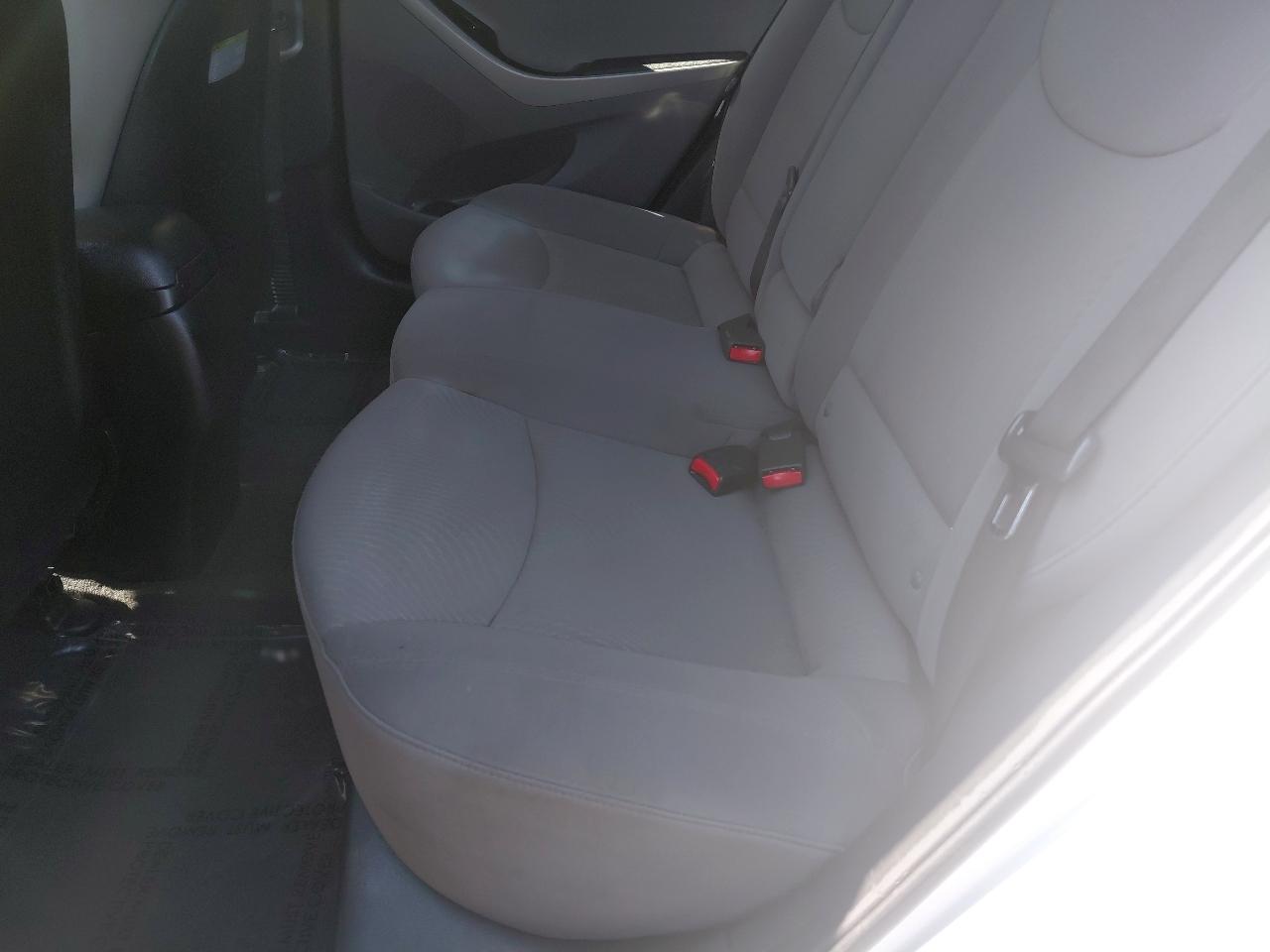 Hyundai Elantra 4dr Sdn Auto SE (Alabama Plant) 2014