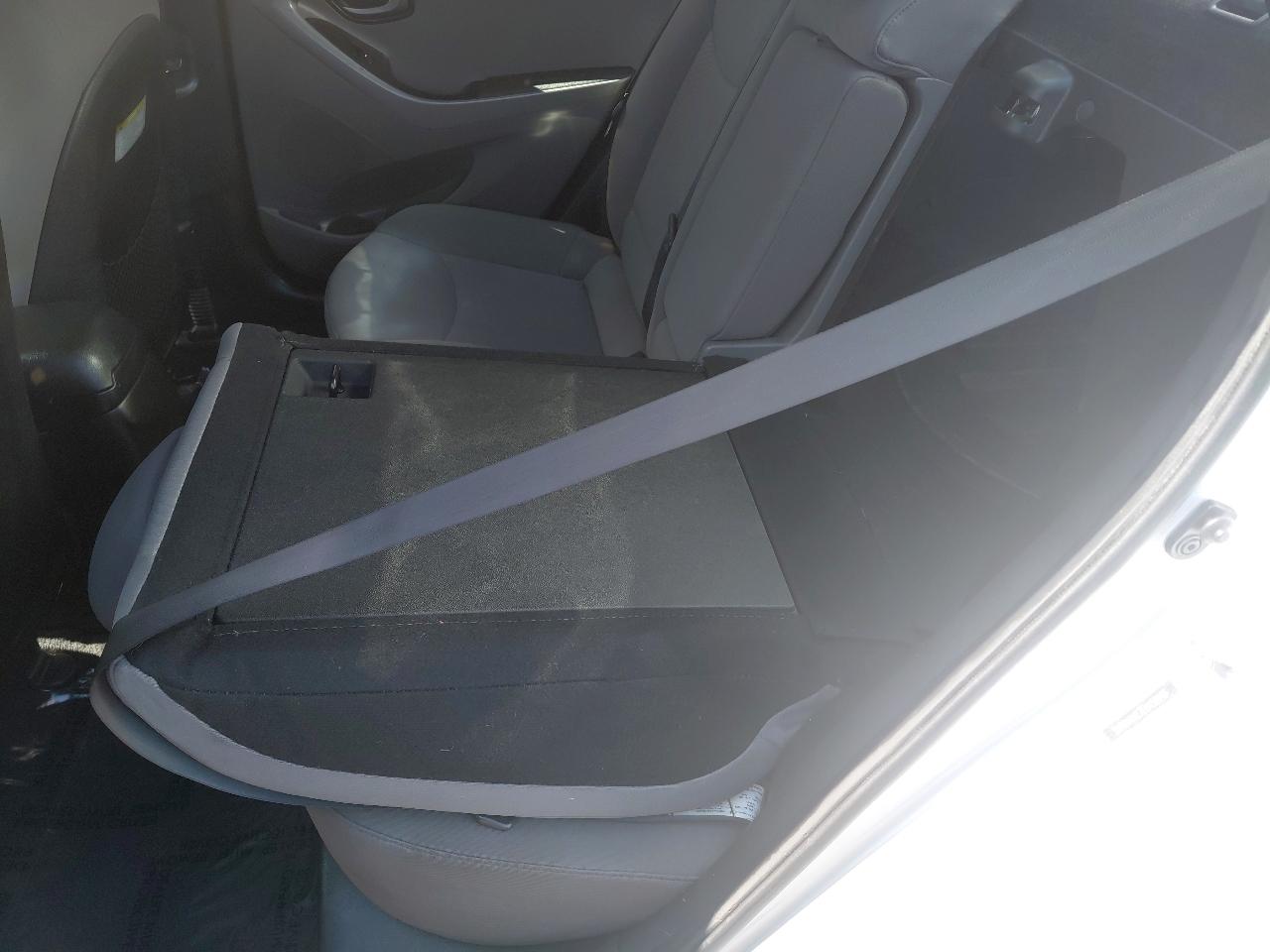 Hyundai Elantra 4dr Sdn Auto SE (Alabama Plant) 2014