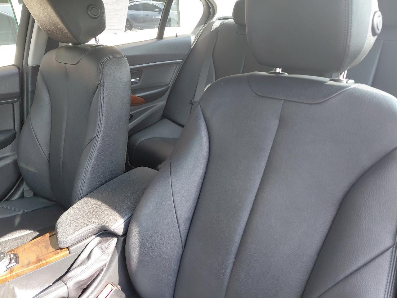 BMW 3 Series 4dr Sdn 320i xDrive AWD 2014